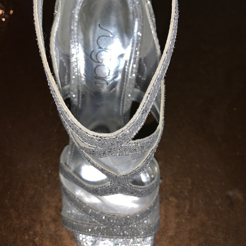 Heels - Picture 5 of 5